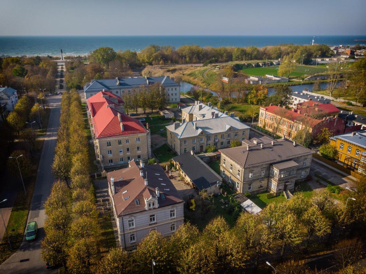 Roze Villa Liepaja Exterior photo